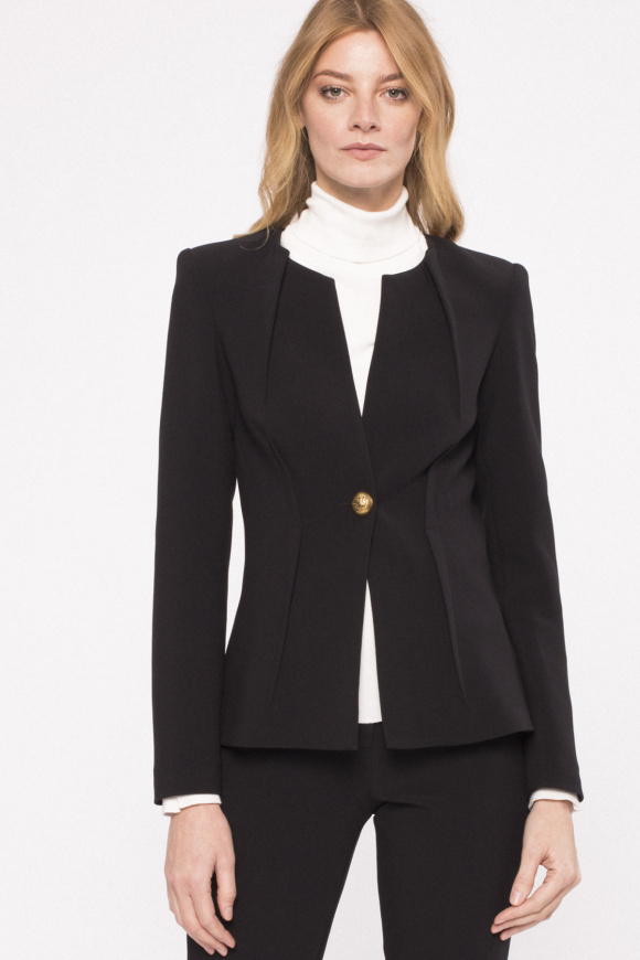 Button-front fitted blazer