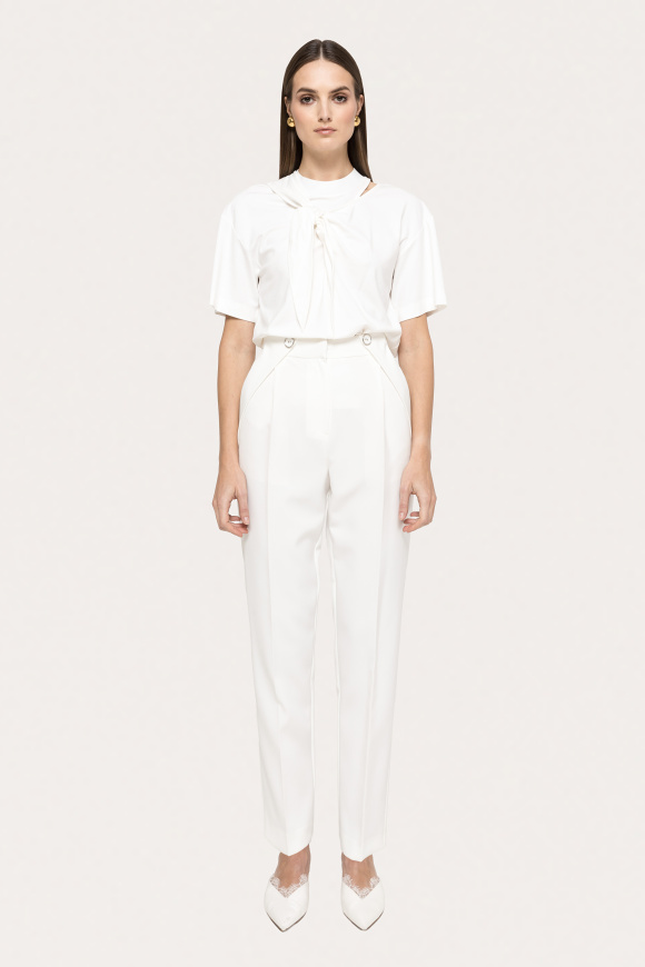 Top din vascoza cu detaliu tip esarfa