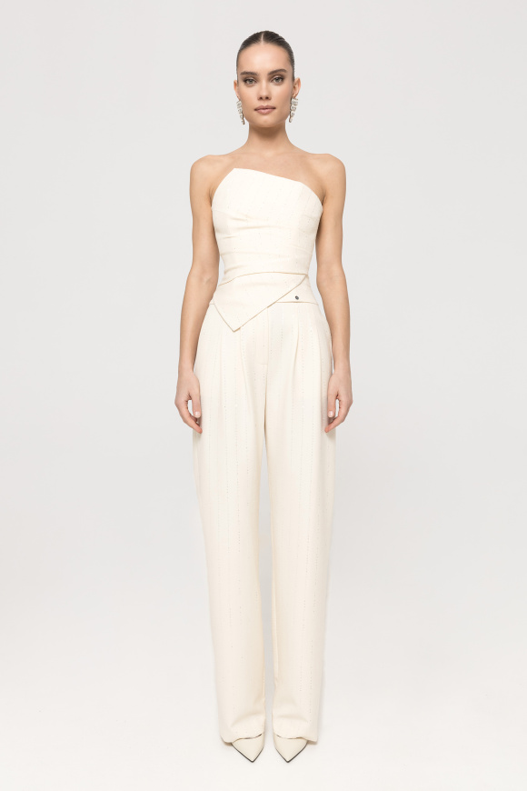 High-rise pants