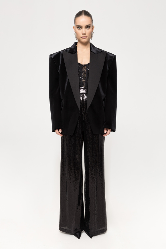 Oversized velvet blazer