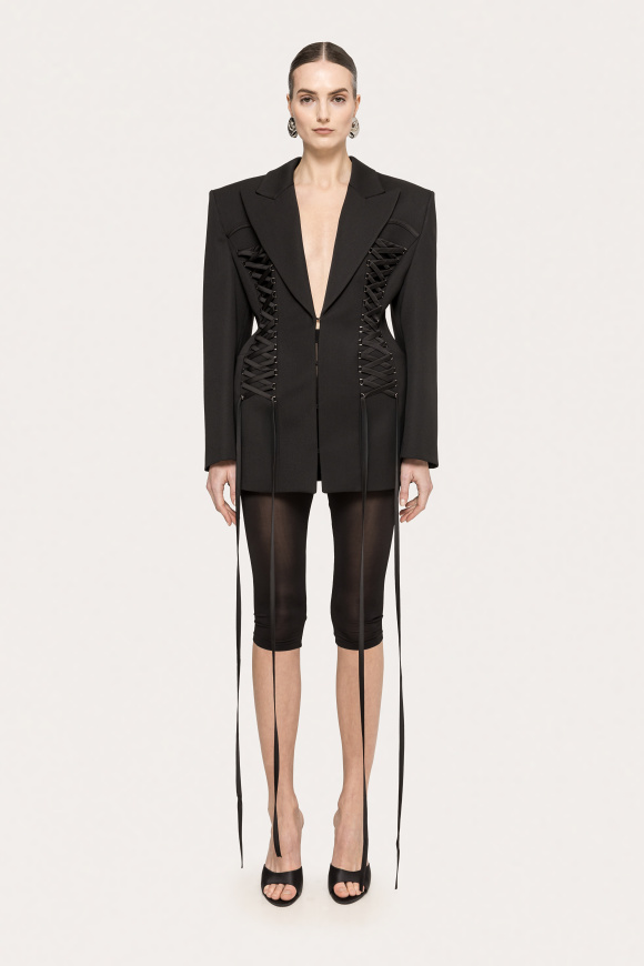 Sacou din stofa cu umeri proeminenti