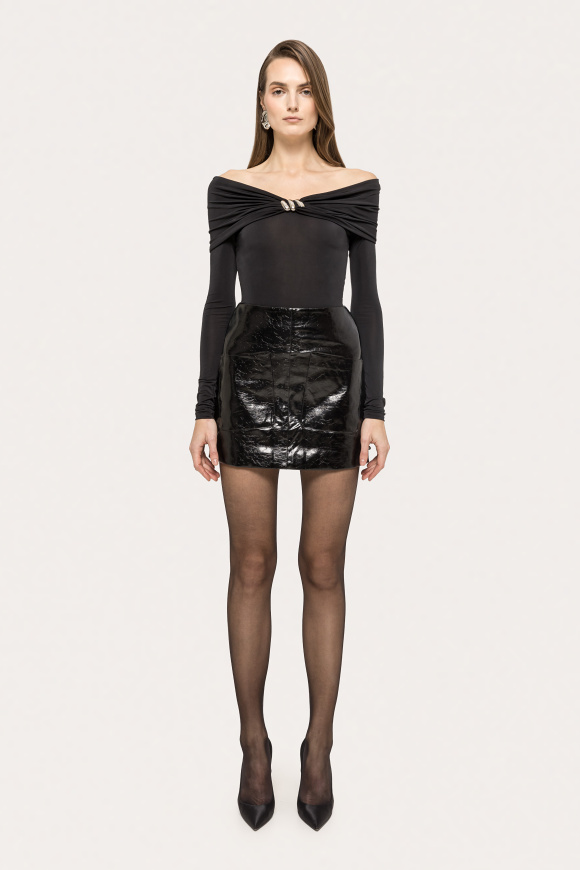 Off-shoulders bodysuit