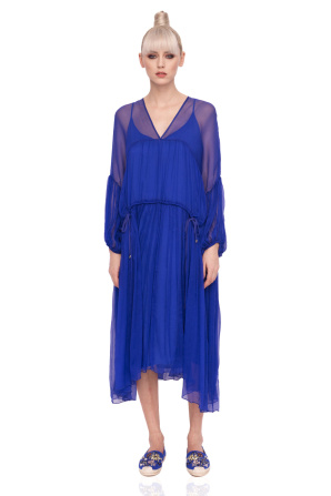 Loose silk dress with puffed sleeves