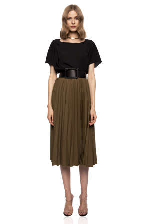 Sleeve detail top