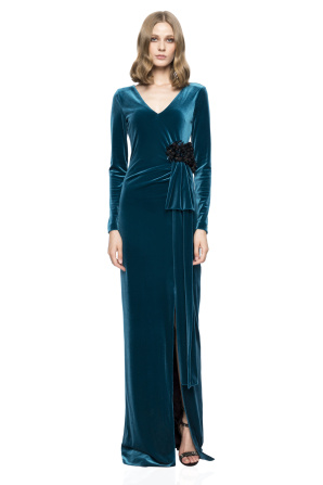 Waist detail lateral slit dress