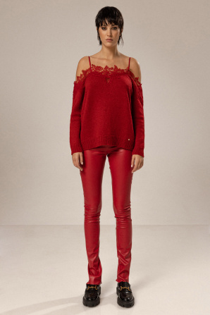 Off shoulder knitted top