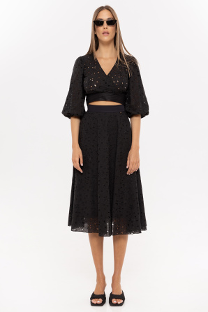 Embroidered puff-sleeve cropped top
