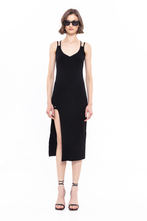 Backless knitted dress