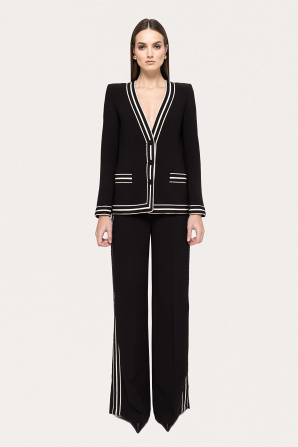 High-waisted pants