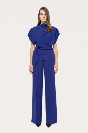High-rise pants