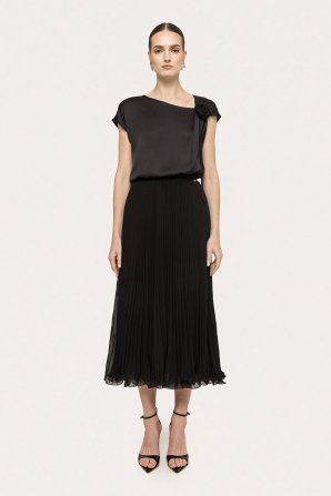 Pleated chiffon midi skirt