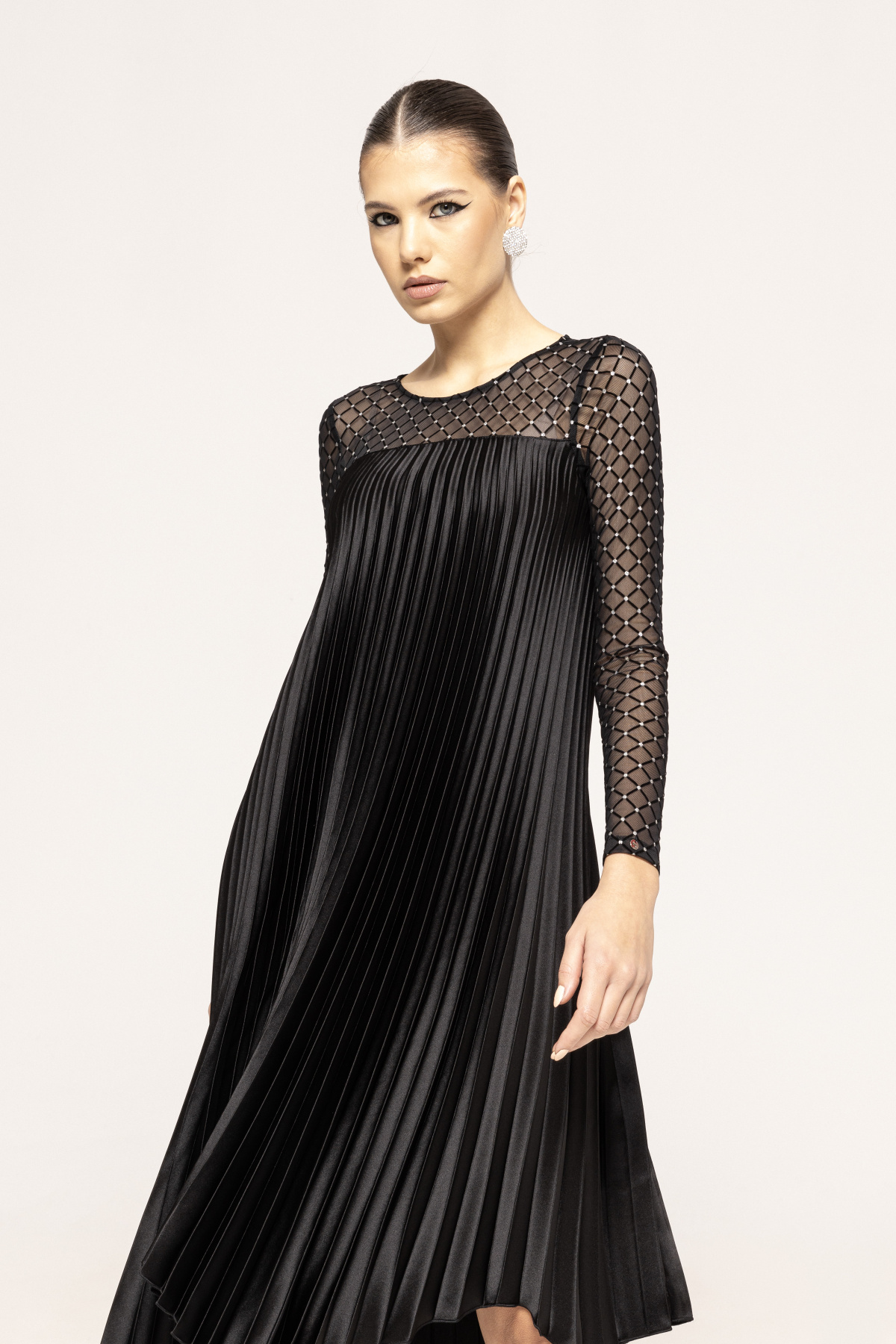 burgundy shift dress