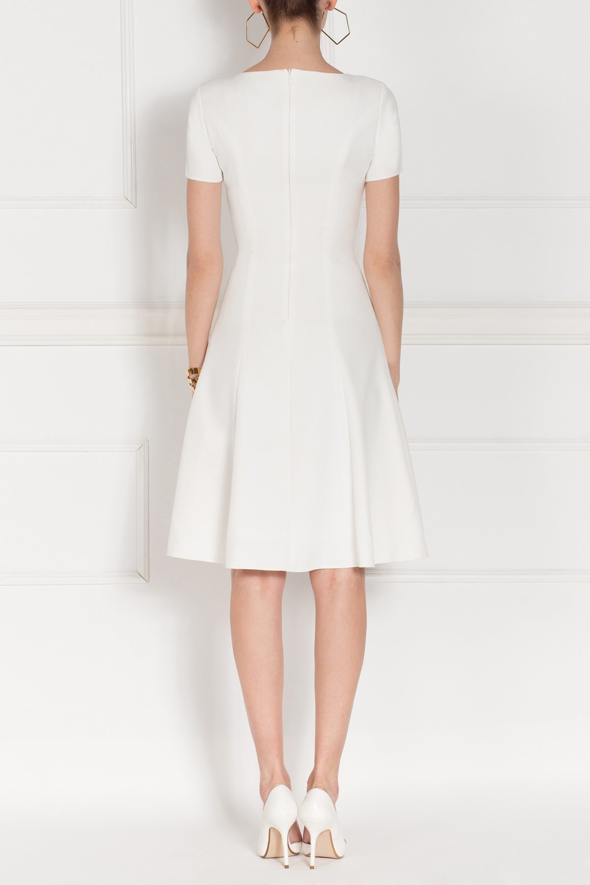美品♡フォクシー Stretch Suiting Pleat Dress 白色 A-shaped office dress | RZ7734 | NISSA
